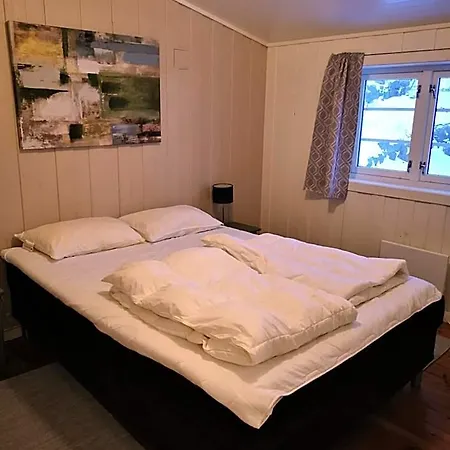 Kaikanten Rorbuer Otel *