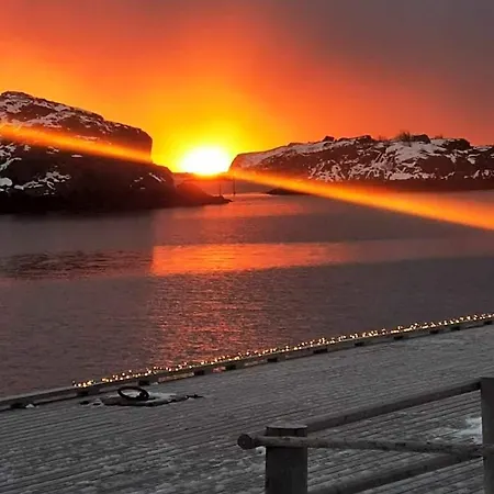 Kaikanten Rorbuer Otel *